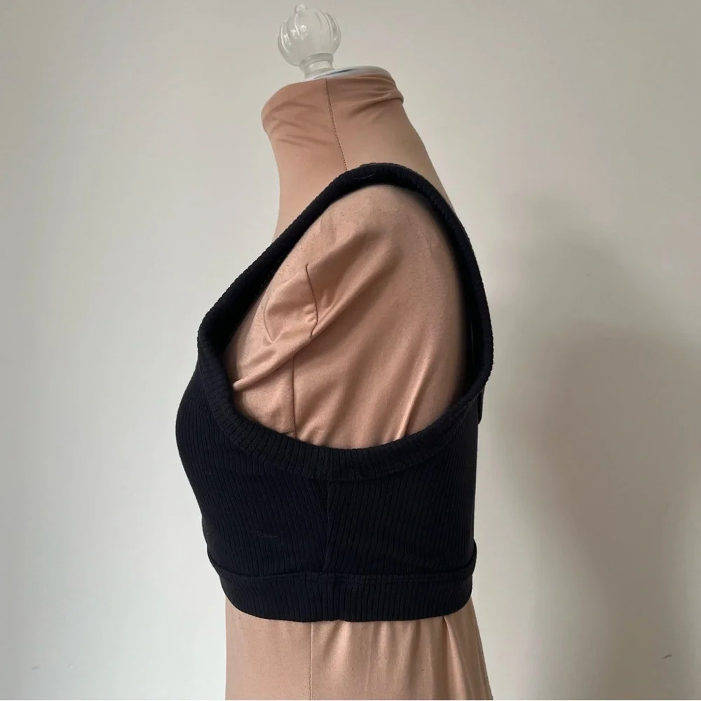 Alo Yoga Wellness Black Rib Knit Stretch Athletic Wear Casual Sports Bra EUC S